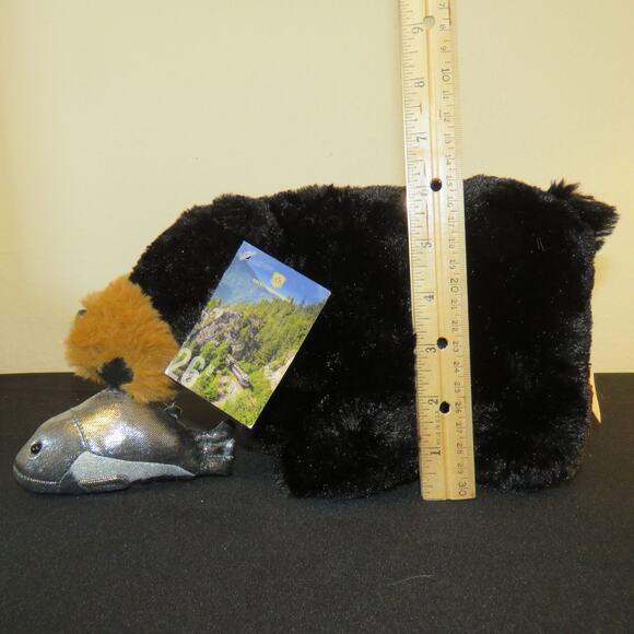 Exclusive Rocky Mountaineer Plush Bear Souvenir with Silver Fish Accessory - Picture 12 of 16